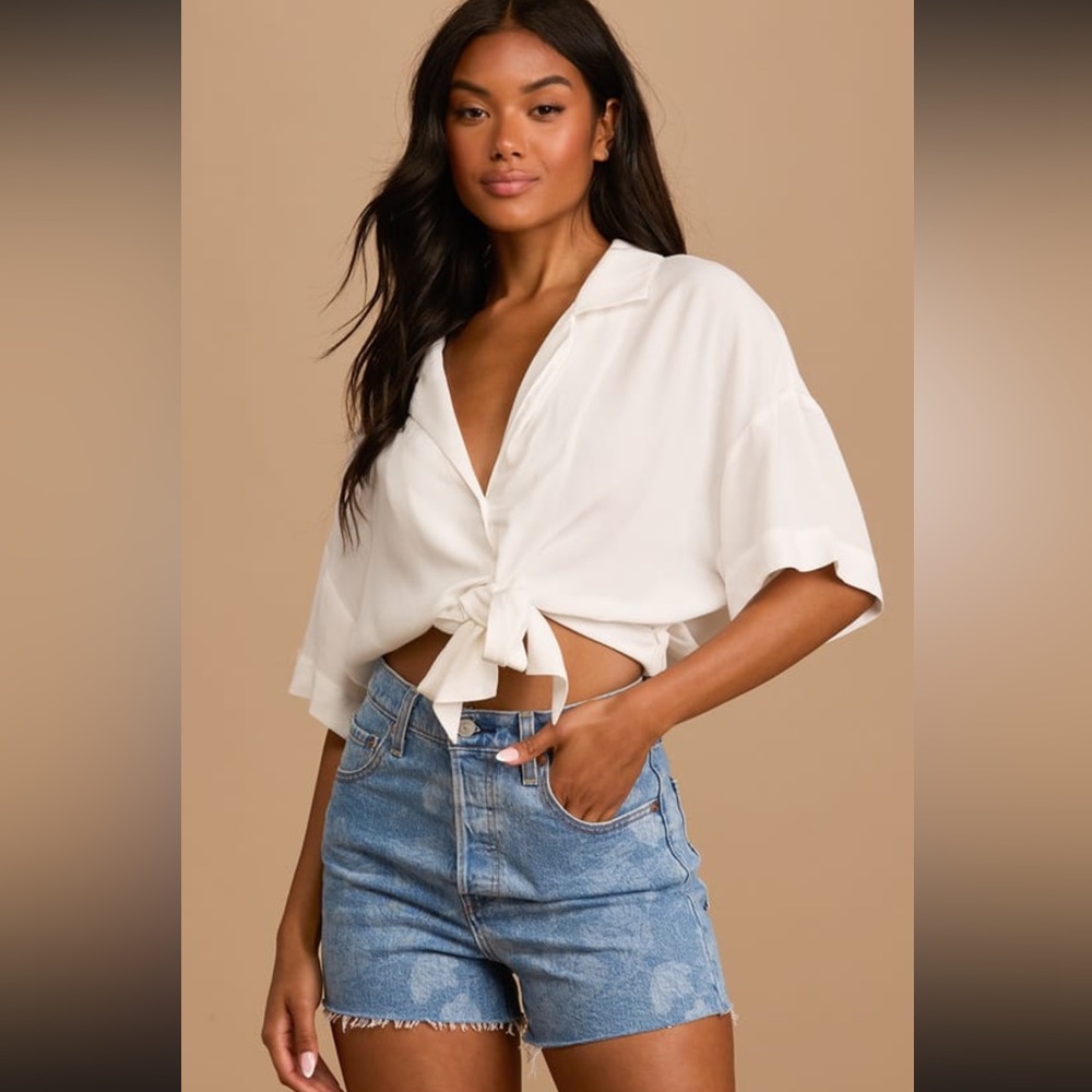 Levi’s Ribcage Light Wash Floral Denim High Rise Cutoff Shorts - Size 27, NWOT